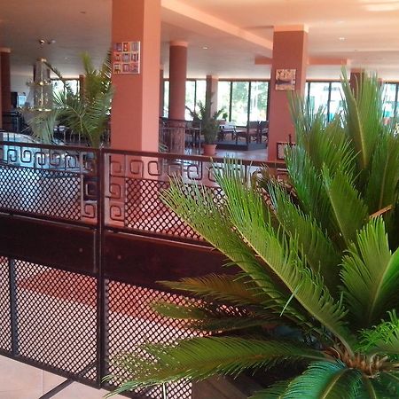 La Piazza Primorsko Rooms & Apartments Buitenkant foto