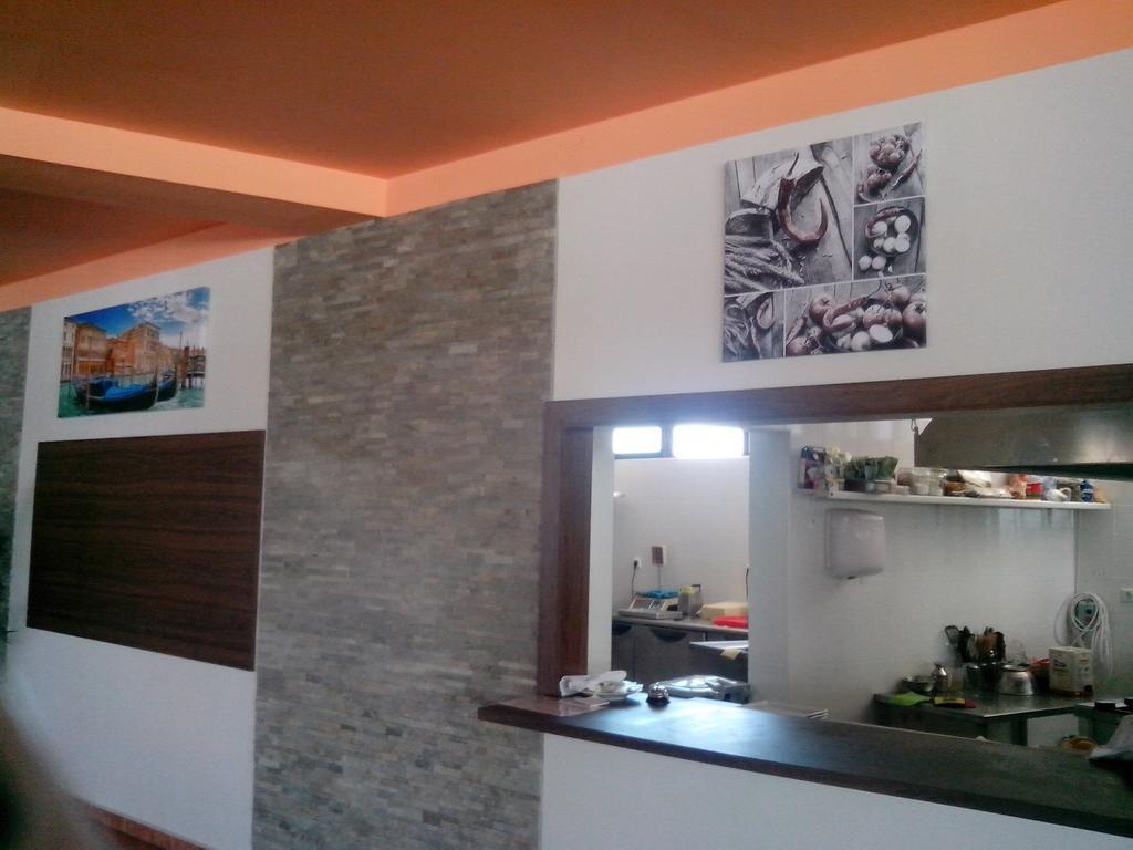 La Piazza Primorsko Rooms & Apartments Buitenkant foto